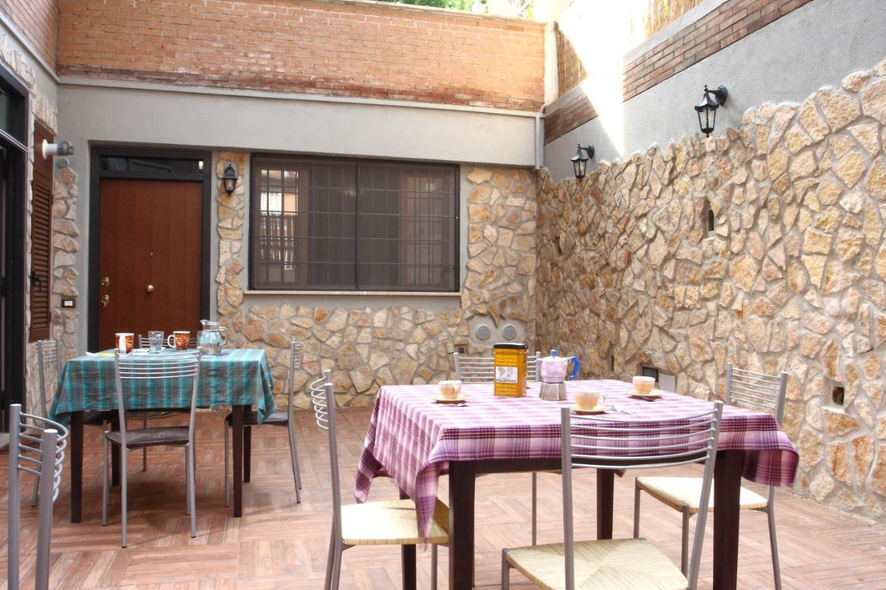 Vatican Flat Cozy Court Apartamento *